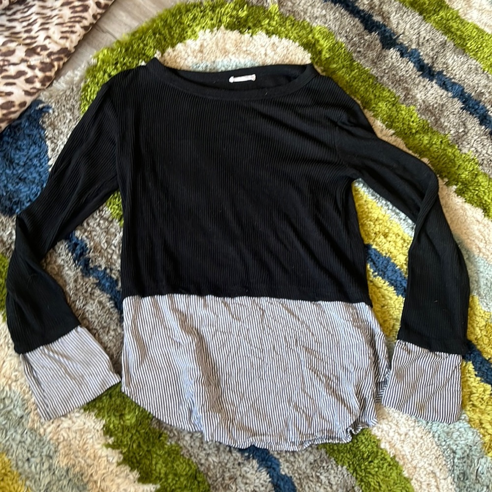 ✨5 for 25 Sale✨ Layered sweater dress shirt perfect for work